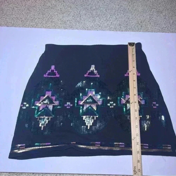 Bongo Juniors Black Sequin Tribal Aztec Geometric Pattern Knit Mini Skirt Sz M - Picture 6 of 7
